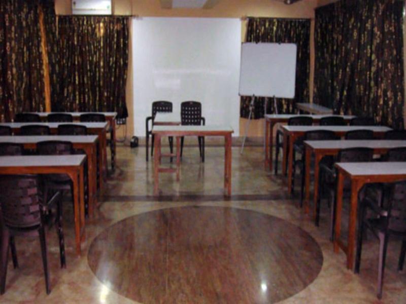 Kings Inn Holiday Home Lonavala Εξωτερικό φωτογραφία